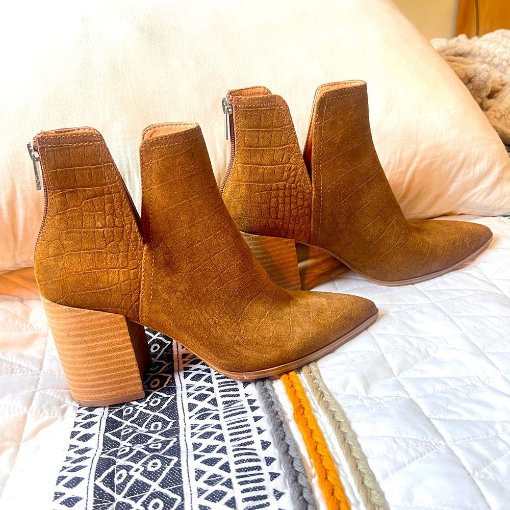 Steve Madden Darci Heeled Booties 7.5